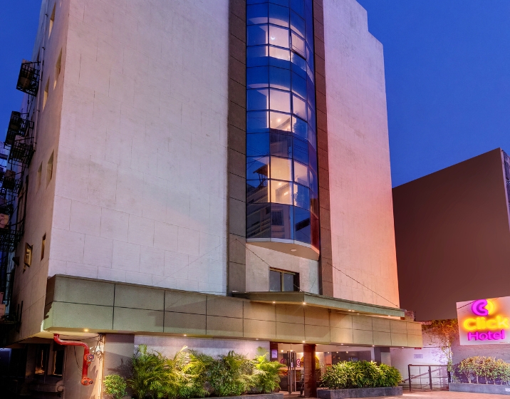Click Hotel, Vadodara